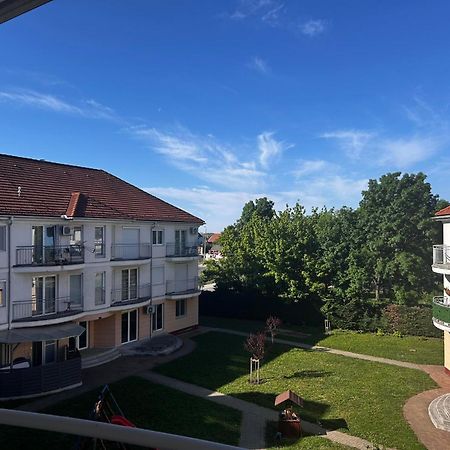 Thermal Apartman Hajduszoboszlo Luaran gambar