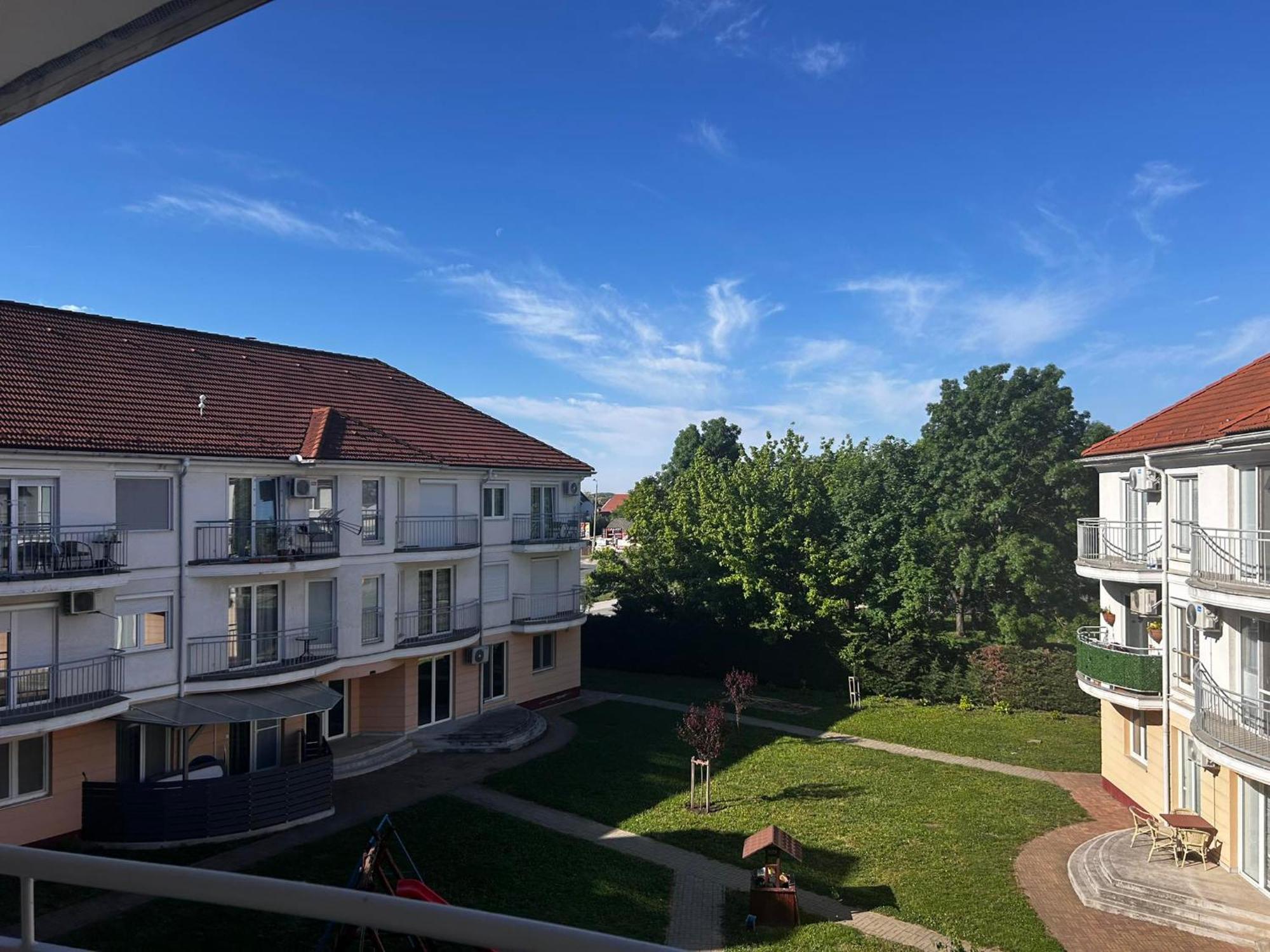 Thermal Apartman Hajduszoboszlo Luaran gambar