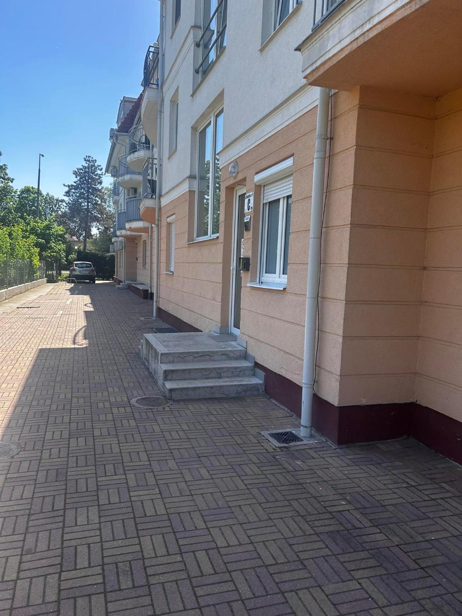 Thermal Apartman Hajduszoboszlo Luaran gambar