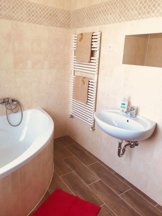 Thermal Apartman Hajduszoboszlo Luaran gambar